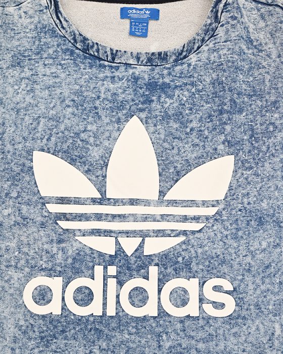 Женская толстовка Adidas нежного голубого оттенка — изображение 5