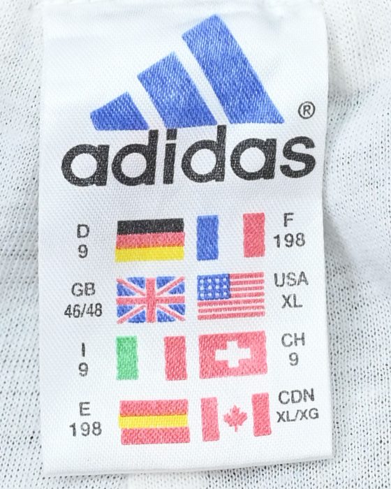 Мужские спортивные брюки adidas с лампасами — изображение 5