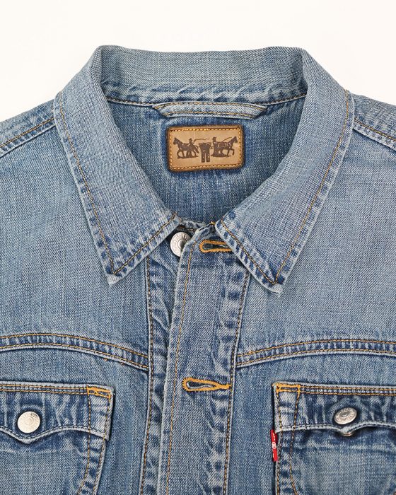 Женская джинсовая куртка Levi’s — изображение 5