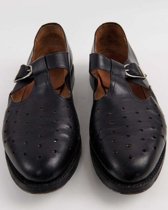 Мужские черные туфли с перфорацией — фото 4