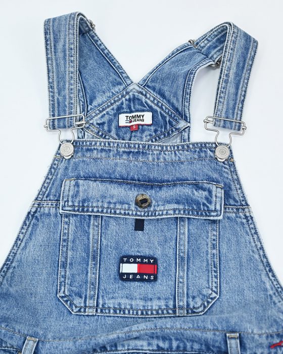 Джинсовый сарафан-комбинезон Tommy Jeans — изображение 4