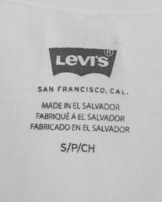 Женская футболка Levi’s “New York” — изображение 5