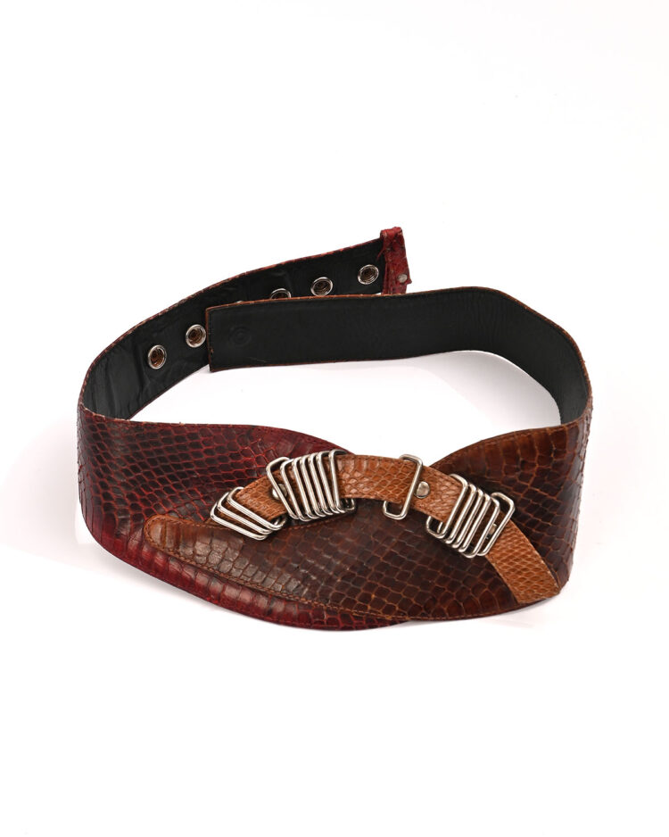 Ремень из змеиной кожи