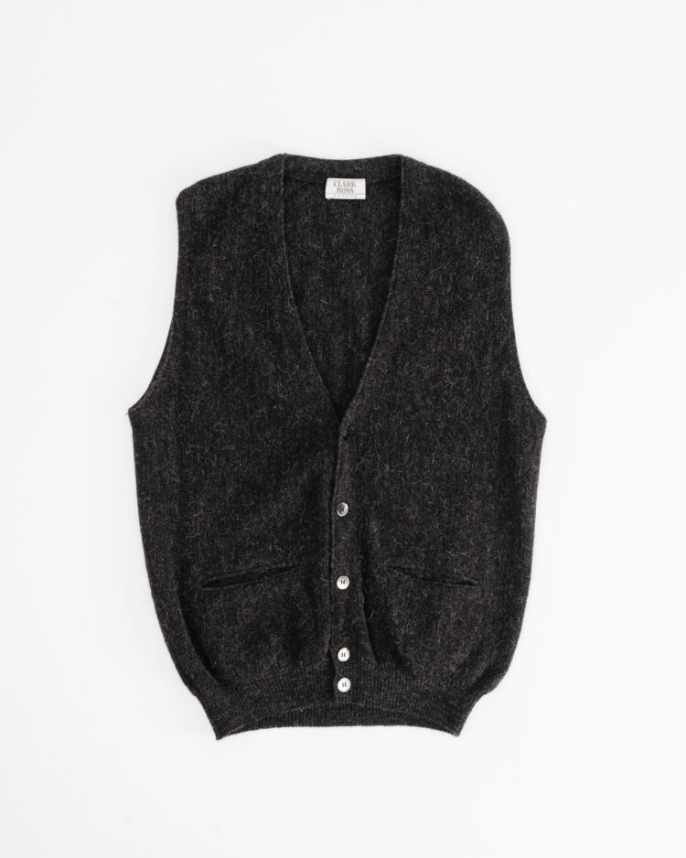 Жилет из чистой альпаки Clark Ross