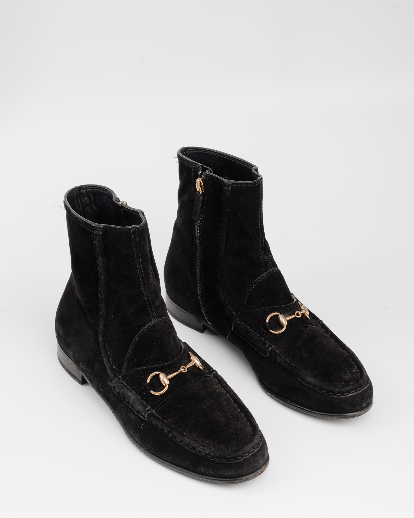 Замшевые ботинки Gucci