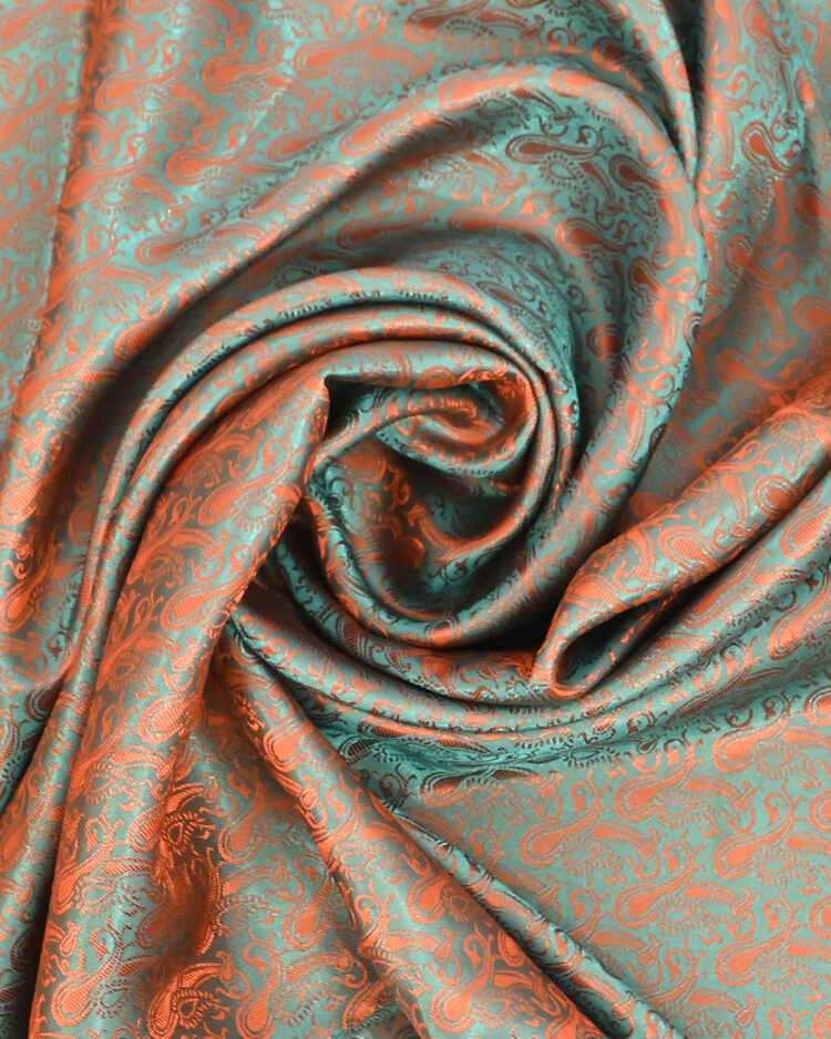 Шелковый шарф