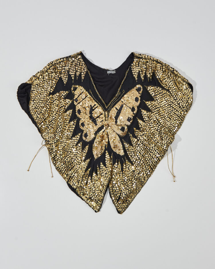 Блуза с вышивкой ручной работы