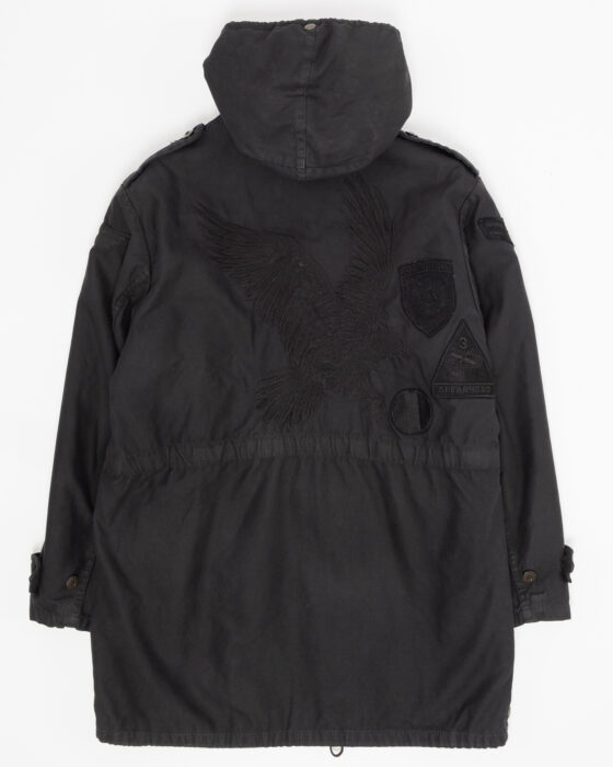 Парка с нашивками — фото 2