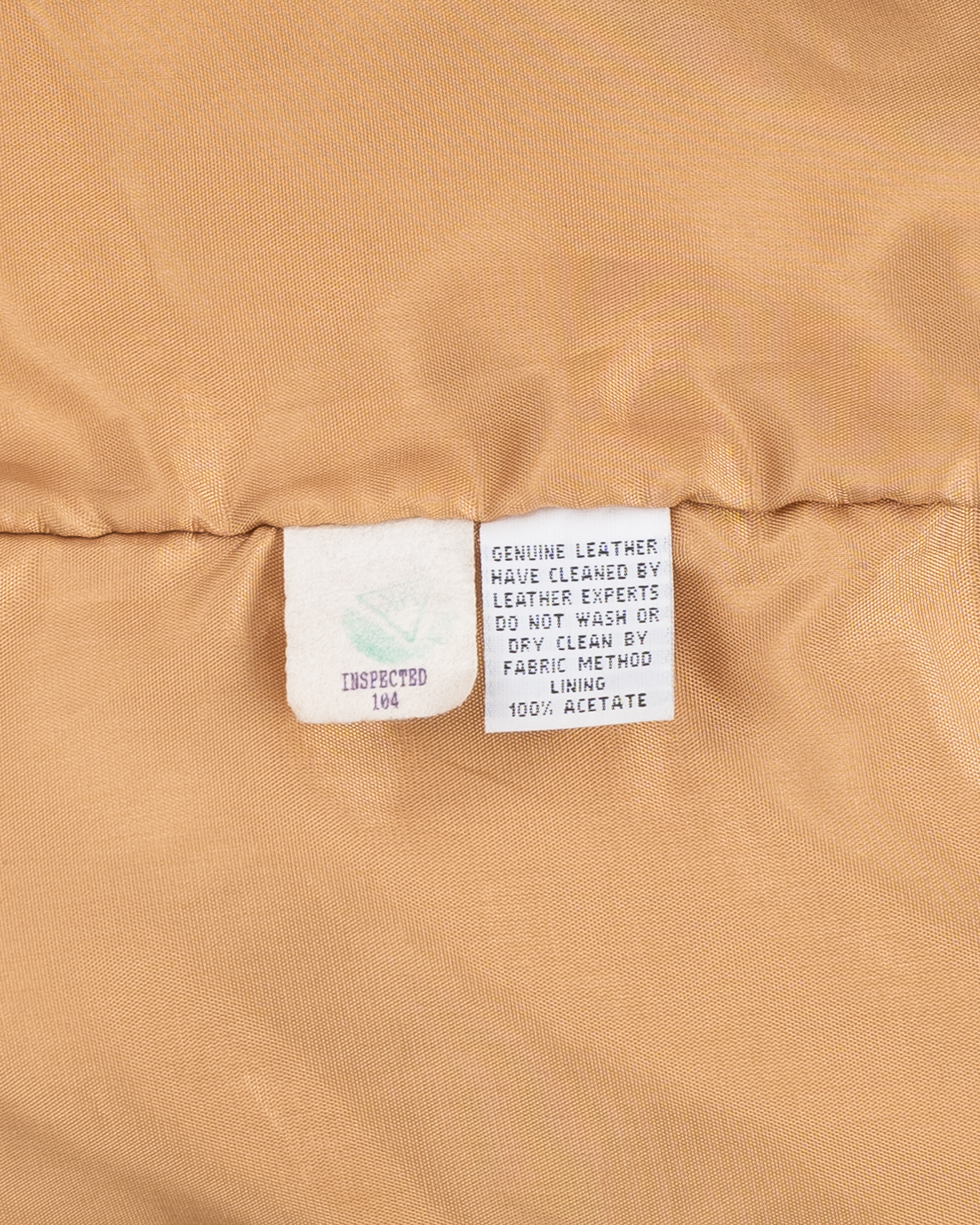 Куртка из натуральной кожи с меховой отделкой — изображение 4