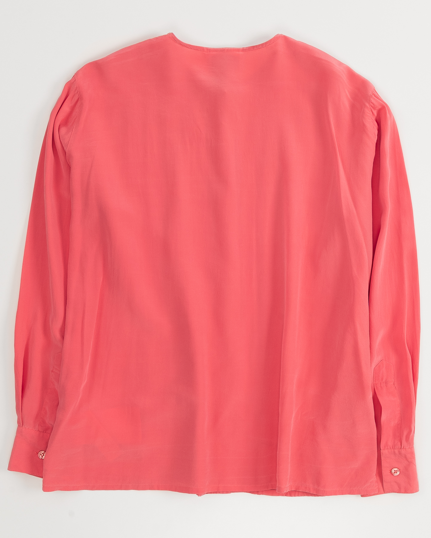 Шёлковая блуза в насыщенном коралловом оттенке — изображение 2