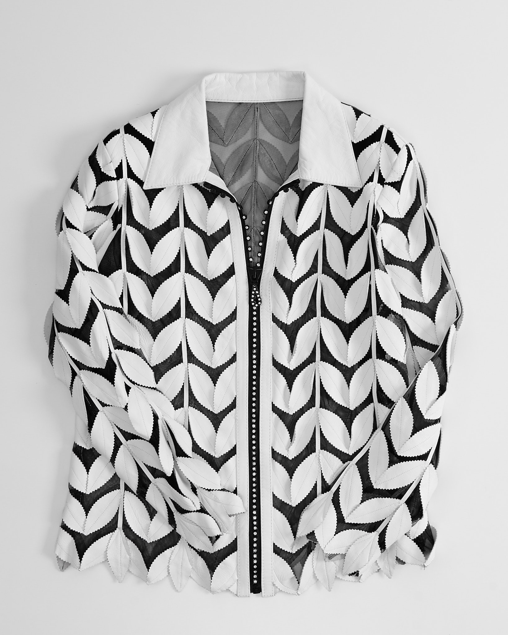 Кожаная блуза с ажурным узором made in France