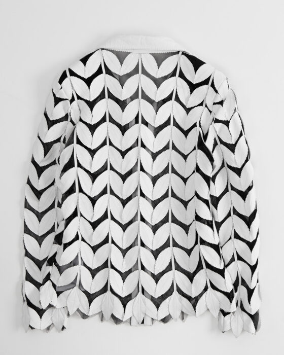 Кожаная блуза с узором — фото 2