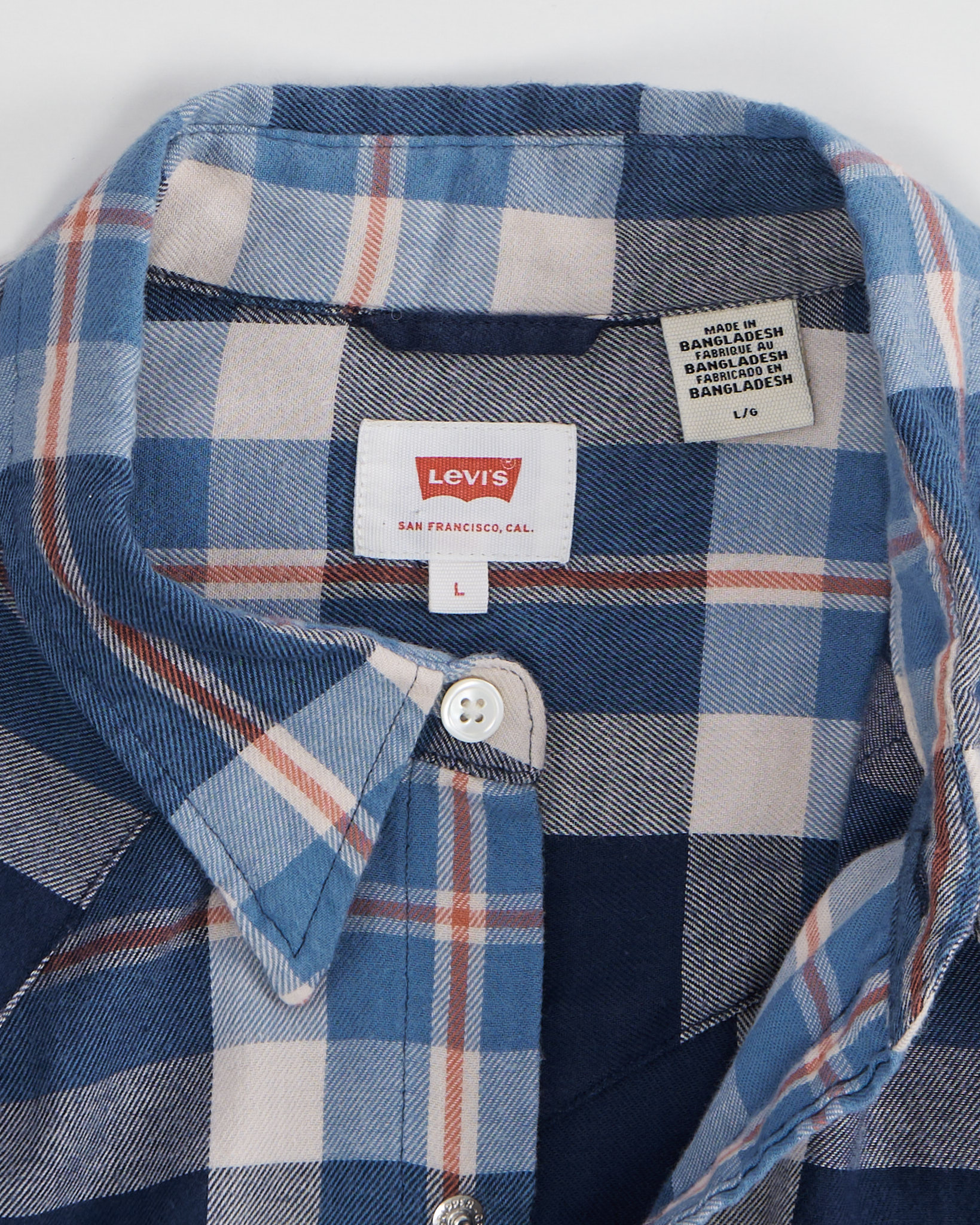 Рубашка Levi’s в синей клетке — изображение 5