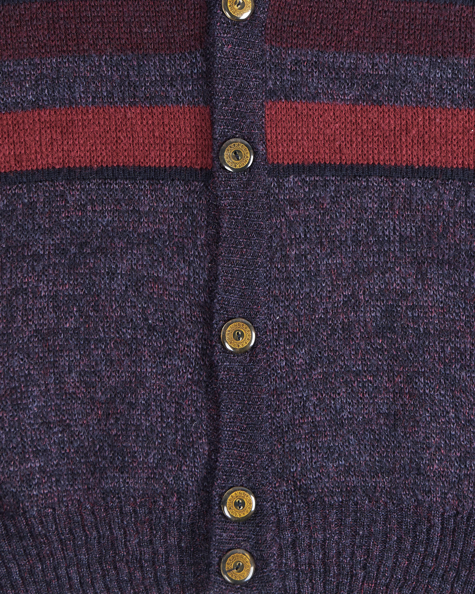 Кардиган с акцентной аппликацией — изображение 5