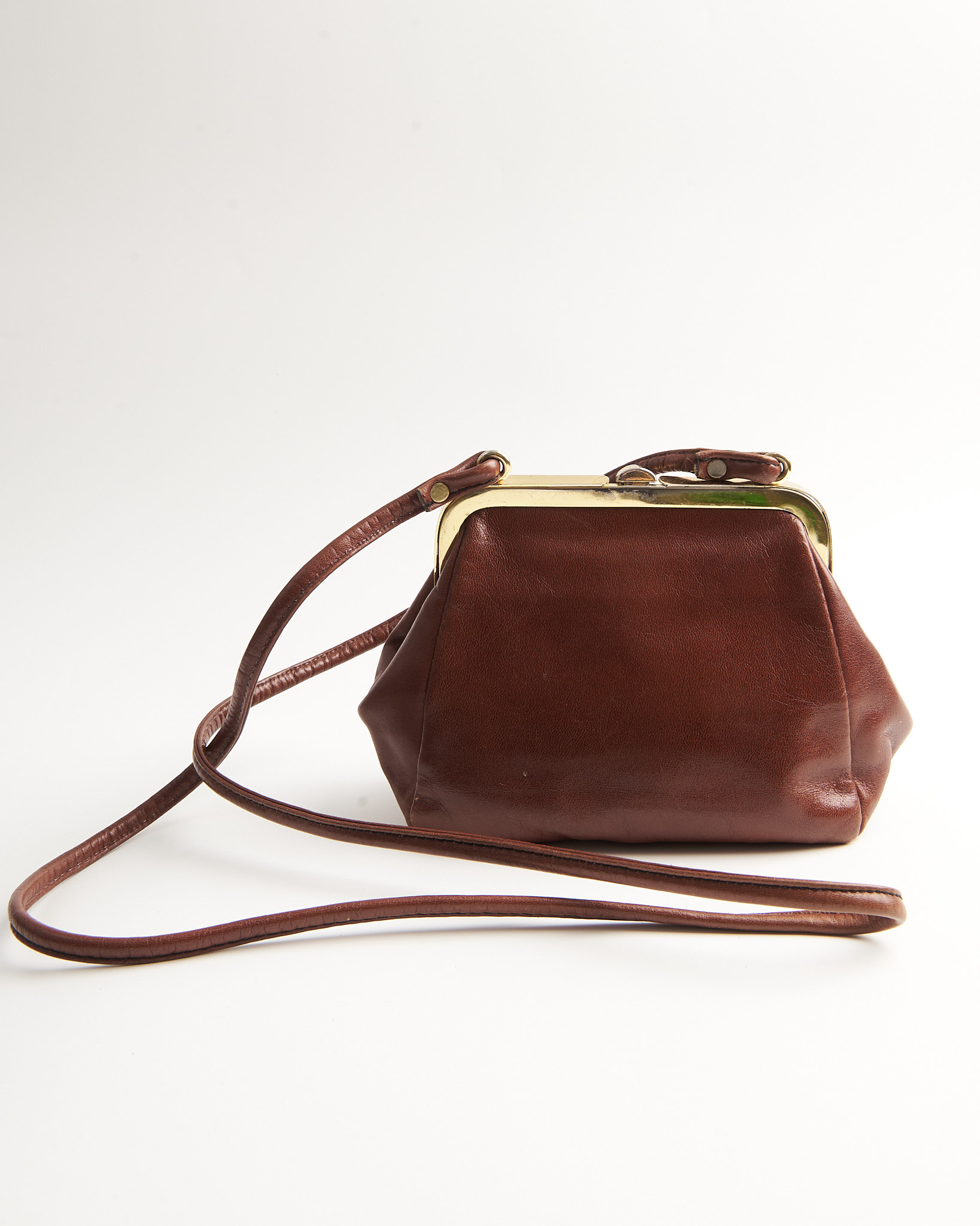 Сумка-ридикюль из натуральной кожи — изображение 4