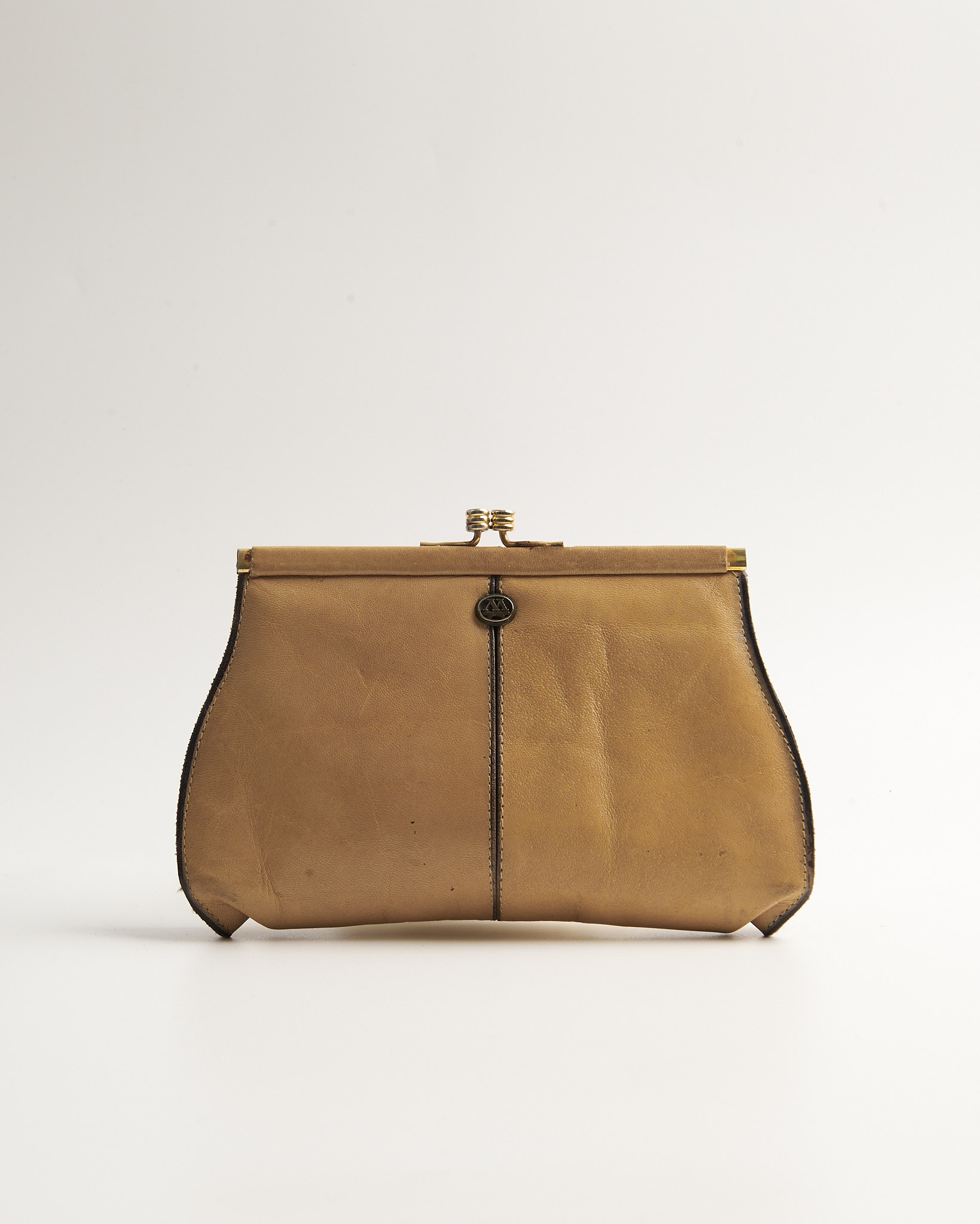 Винтажный клатч из натуральной кожи