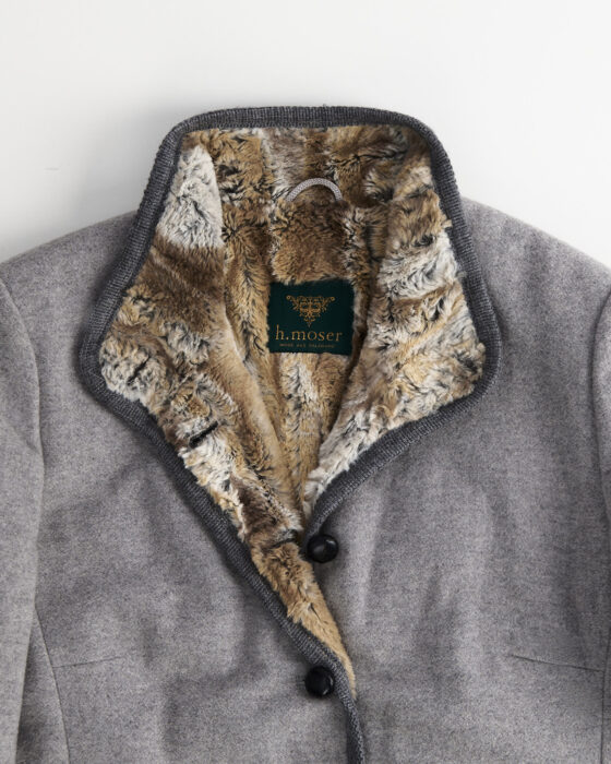 Пальто из шерсти с меховой подкладкой — фото 3