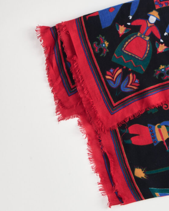 Платок с ярким орнаментом — фото 3