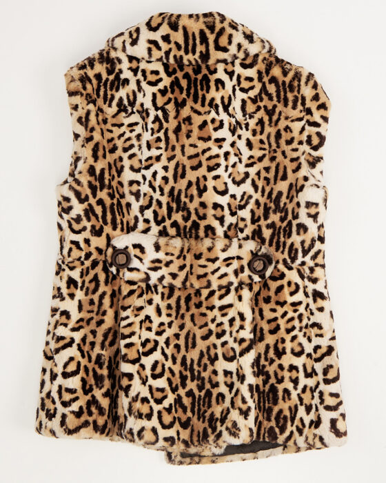 Жилет из кролика с рисунком — фото 2