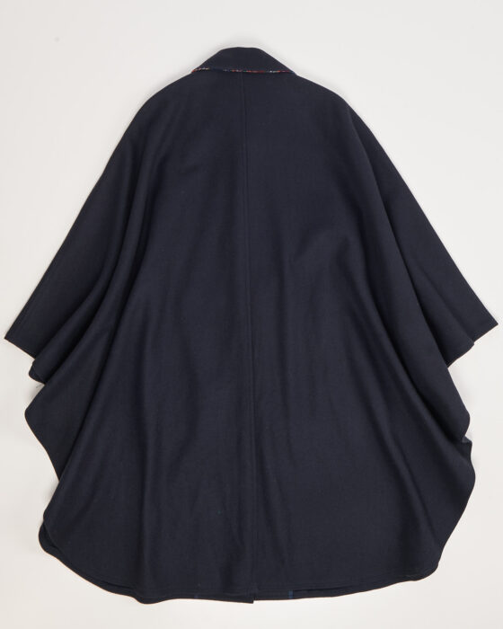 Темно-синее пончо из шерсти — фото 4