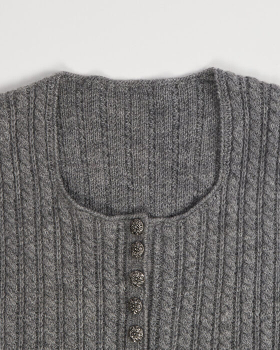 Вязаный жилет из шерсти — фото 5