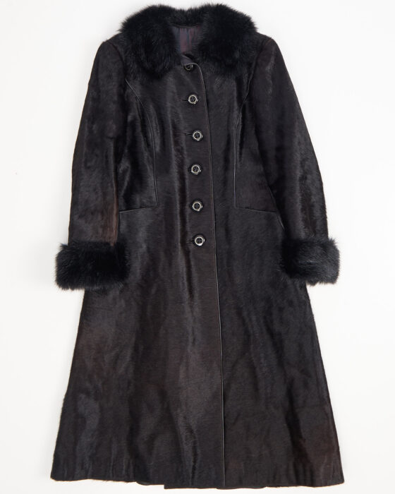Пальто из меха пони