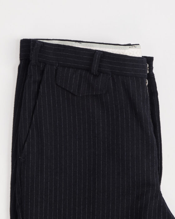 Костюм в полоску из шерсти — фото 8