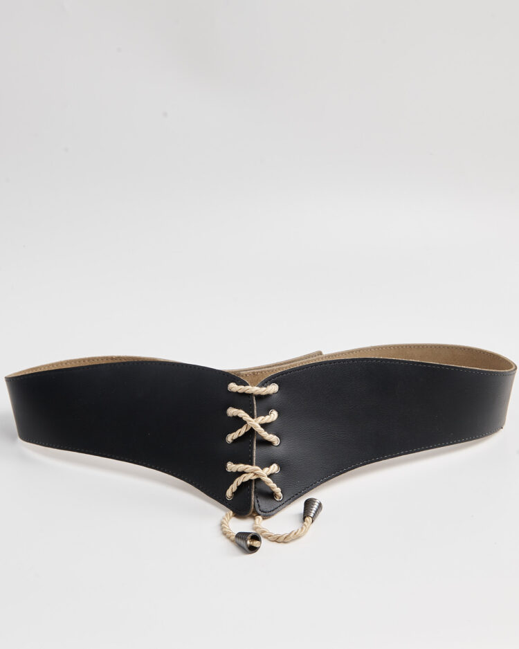 Винтажный кожаный ремень со шнуровкой