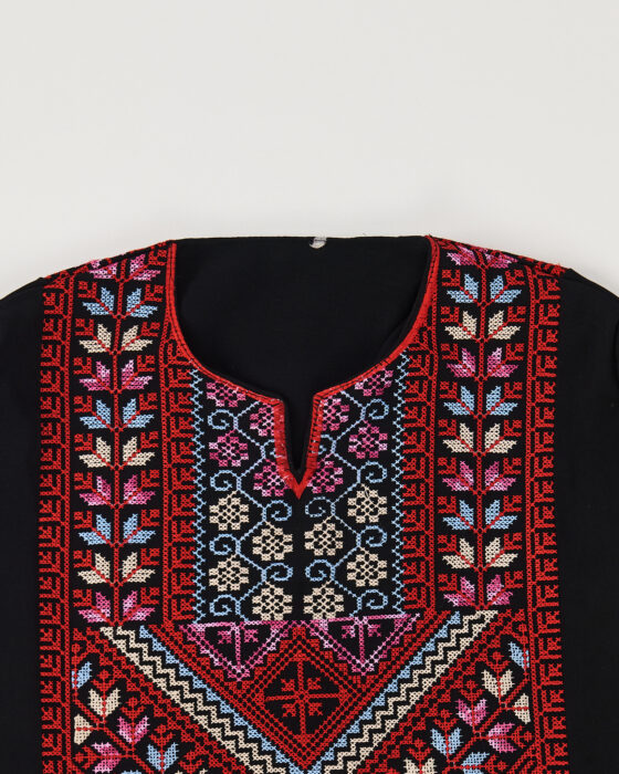 Платье с вышивкой — фото 3