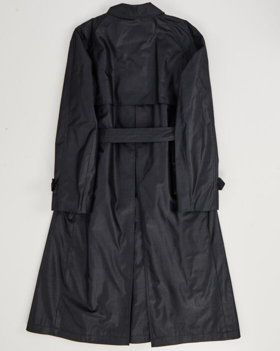 Винтажный черный плащ с акцентным воротником — фото 2